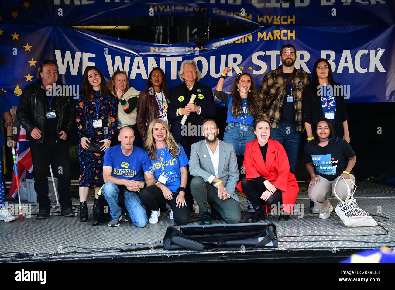 Parliament Square, Londra, Regno Unito. 23 settembre 2023. National si ricongiunge al raduno di marzo II in piazza del Parlamento. Ci sono notizie che dicono che la Gran Bretagna potrebbe rientrare nell'Unione europea come "membro associato" secondo i piani della Francia e della Germania per l'espansione del blocco. Credito: Vedere li/Picture Capital/Alamy Live News Foto Stock