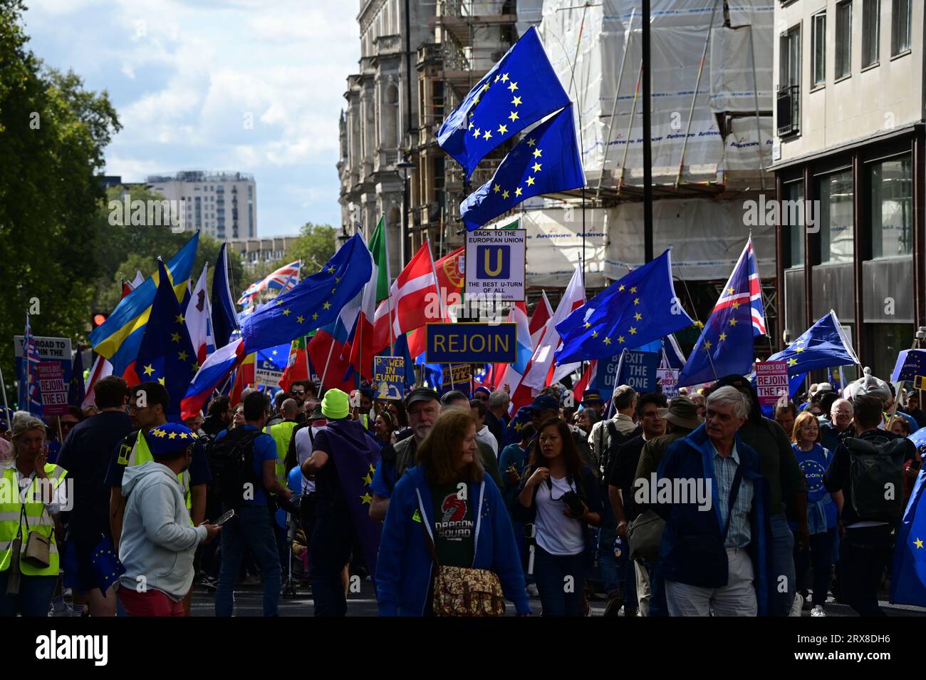 Green Park, Londra, Regno Unito. 23 settembre 2023. National Rejoin March II, c'è una notizia secondo cui la Gran Bretagna potrebbe rientrare nell'Unione europea come "membro associato" sotto i piani di Francia e Germania per l'espansione del blocco. Credito: Vedere li/Picture Capital/Alamy Live News Foto Stock