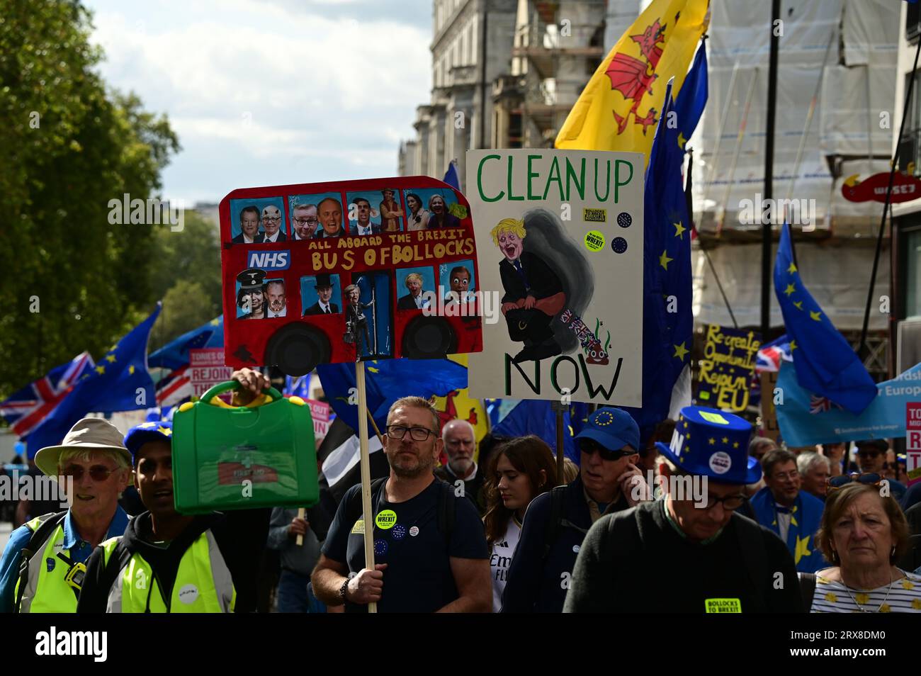 Green Park, Londra, Regno Unito. 23 settembre 2023. National Rejoin March II, c'è una notizia secondo cui la Gran Bretagna potrebbe rientrare nell'Unione europea come "membro associato" sotto i piani di Francia e Germania per l'espansione del blocco. Credito: Vedere li/Picture Capital/Alamy Live News Foto Stock