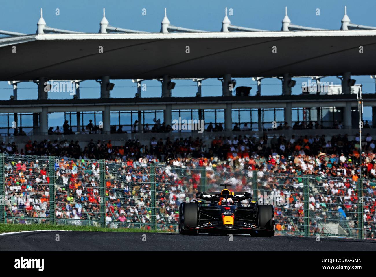 Suzuka, Giappone. 24 settembre 2023. Max Verstappen (NLD) Red Bull Racing RB19. Campionato del mondo di Formula 1, Rd 17, Gran Premio del Giappone, domenica 24 settembre 2023. Suzuka, Giappone. Crediti: James Moy/Alamy Live News Foto Stock