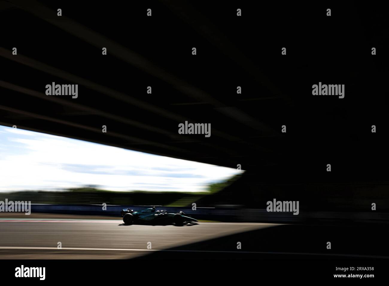Suzuka, Giappone. 24 settembre 2023. Fernando Alonso (ESP) Aston Martin F1 Team AMR23. Campionato del mondo di Formula 1, Rd 17, Gran Premio del Giappone, domenica 24 settembre 2023. Suzuka, Giappone. Crediti: James Moy/Alamy Live News Foto Stock