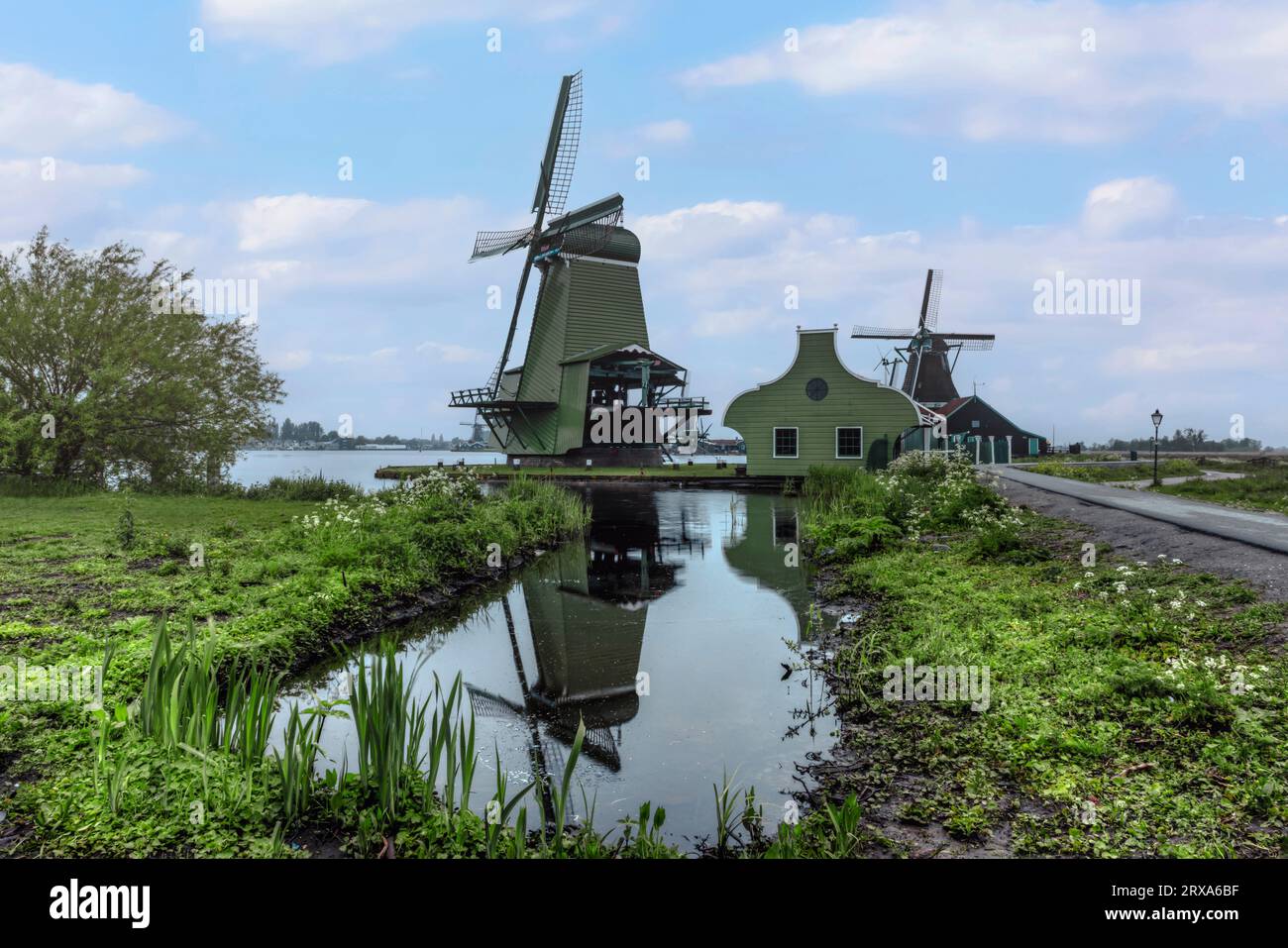 Tradizionale villaggio olandese di Zaanse Schans nell'Olanda settentrionale, Paesi Bassi Foto Stock