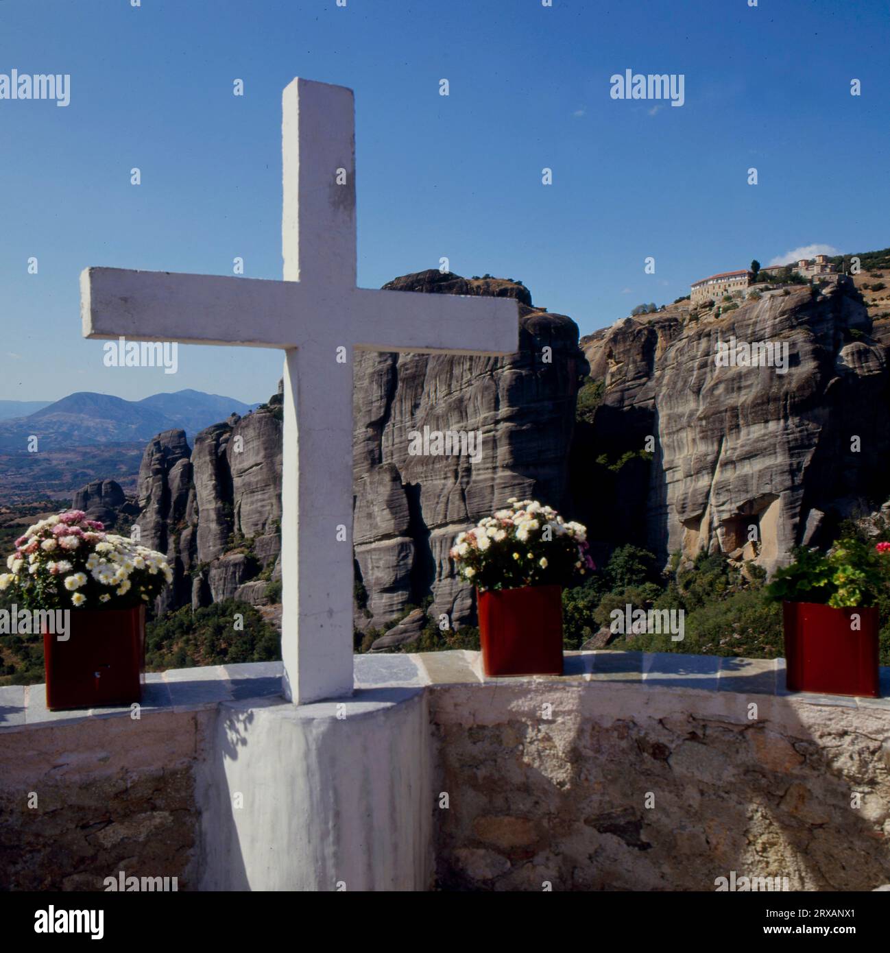 Chiostro di Meteora, monastero di Meteora, croce, Tesalia Grecia, chiostro di Meteora, croce, Thesaly Greece Foto Stock