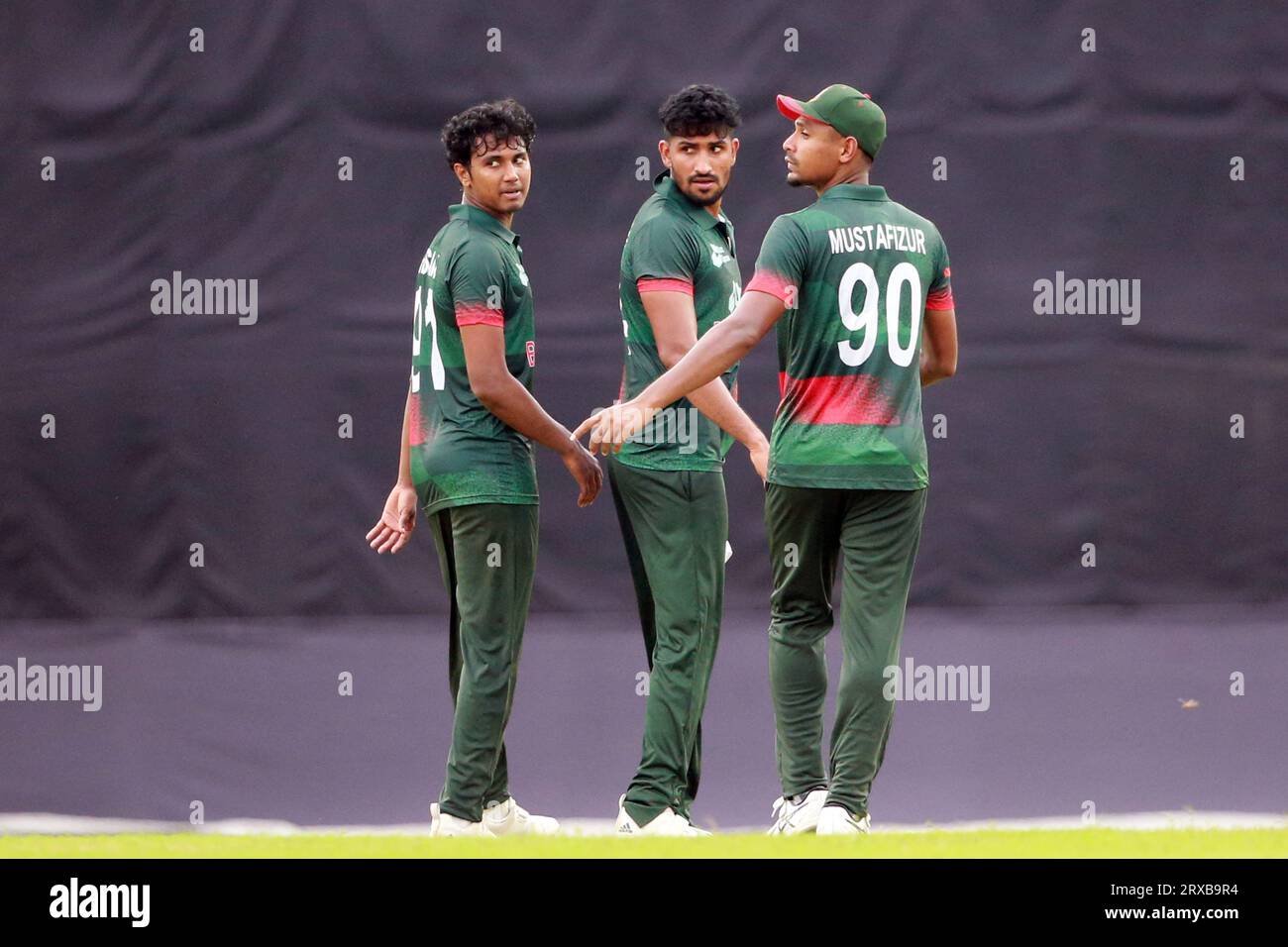 Bangladesh e nuova Zelanda 2 ° ODI match di tre serie di match allo Sher-e-Bangla National Cricket Stadium di Mirpur, Dacca, Bangladesh, 23 settembre, 2 Foto Stock