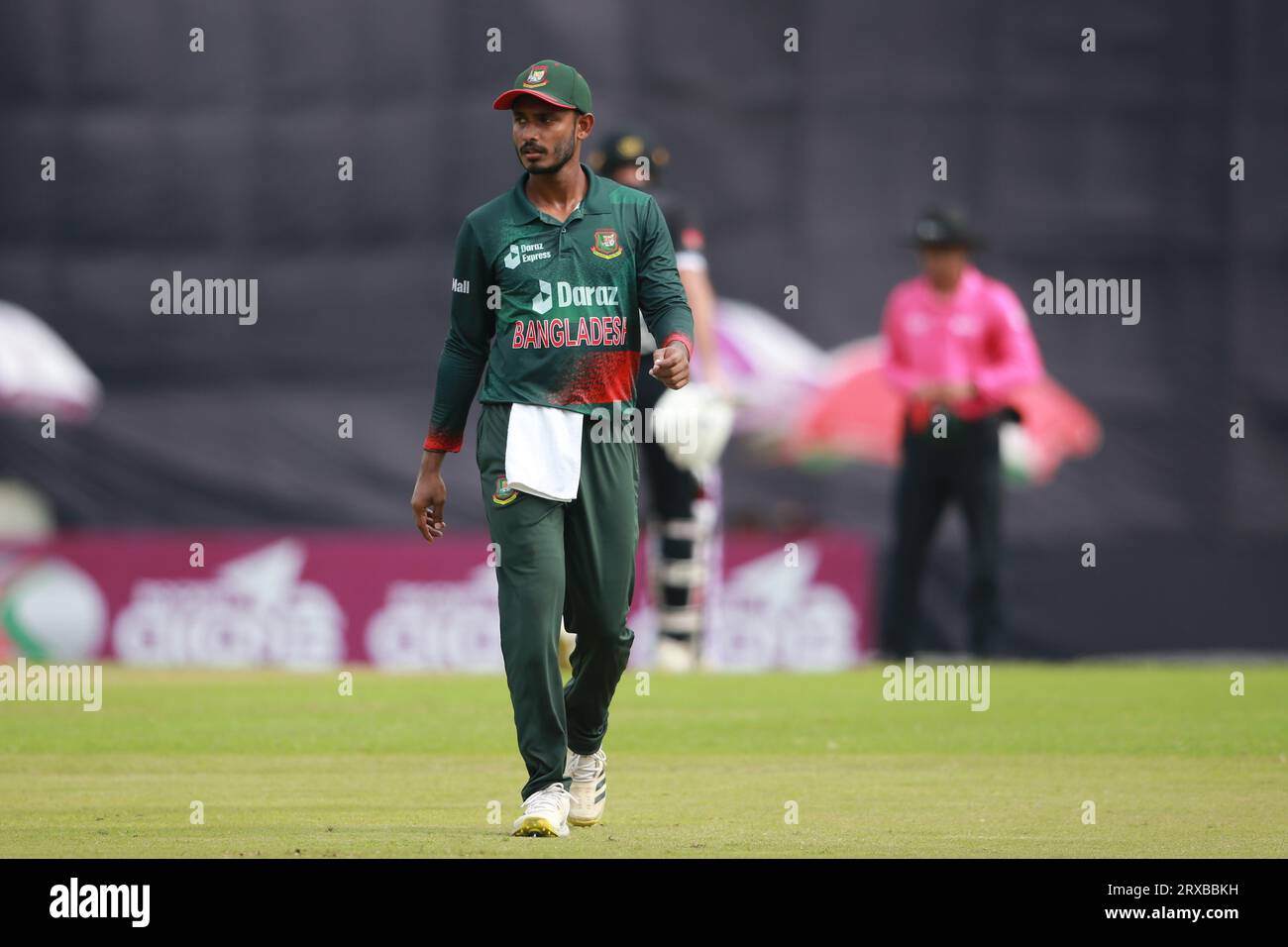 Tanjid Hasan Tamim durante il secondo ODI match di tre match della serie di tre match del Bangladesh e della nuova Zelanda allo Sher-e-Bangla National Cricket sta Foto Stock