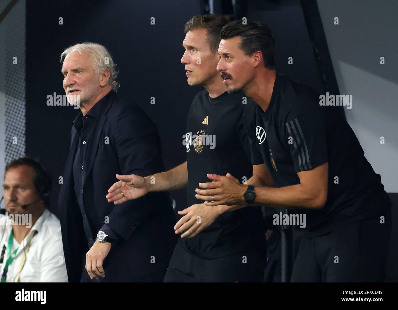 Direttore sportivo e allenatore ad interim Rudi Voeller della Germania Hannes Wolf Sandro Wagner della Germania Fussball LŠnderspiel Deutschland - Frankreich © diebilderwelt / Alamy Live News Foto Stock