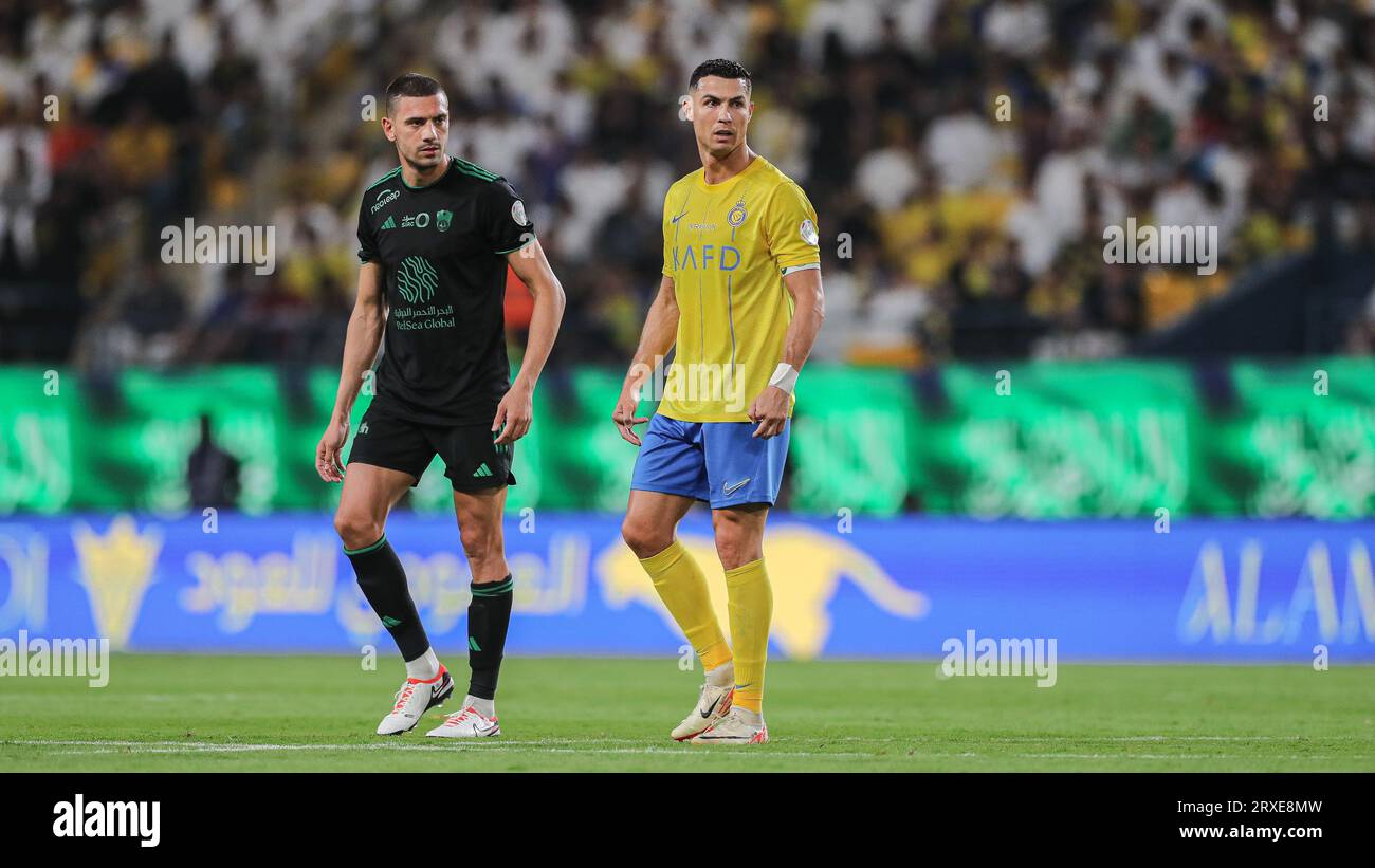 Cristiano Ronaldo di al-Nassr SFC gesti durante il loro match Day 7 della SAFF Roshn Saudi Pro League 2023-24 contro l'al-Ahli Saudi FC al King Saud University Stadium il 14 settembre 2023 a Riyadh, in Arabia Saudita. Foto di Stringer / Power Sport Images Foto Stock