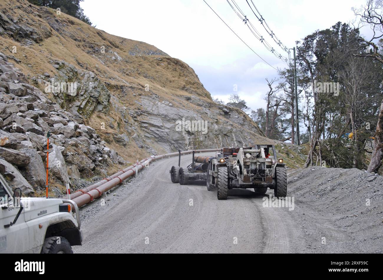 GREYMOUTH, NUOVA ZELANDA, OTTOBRE 28: Veicolo minerario sotterraneo sulla strada per la miniera di carbone di Pike River il 28-10-2010 vicino a Greymouth, nuova Zelanda. 29 Foto Stock