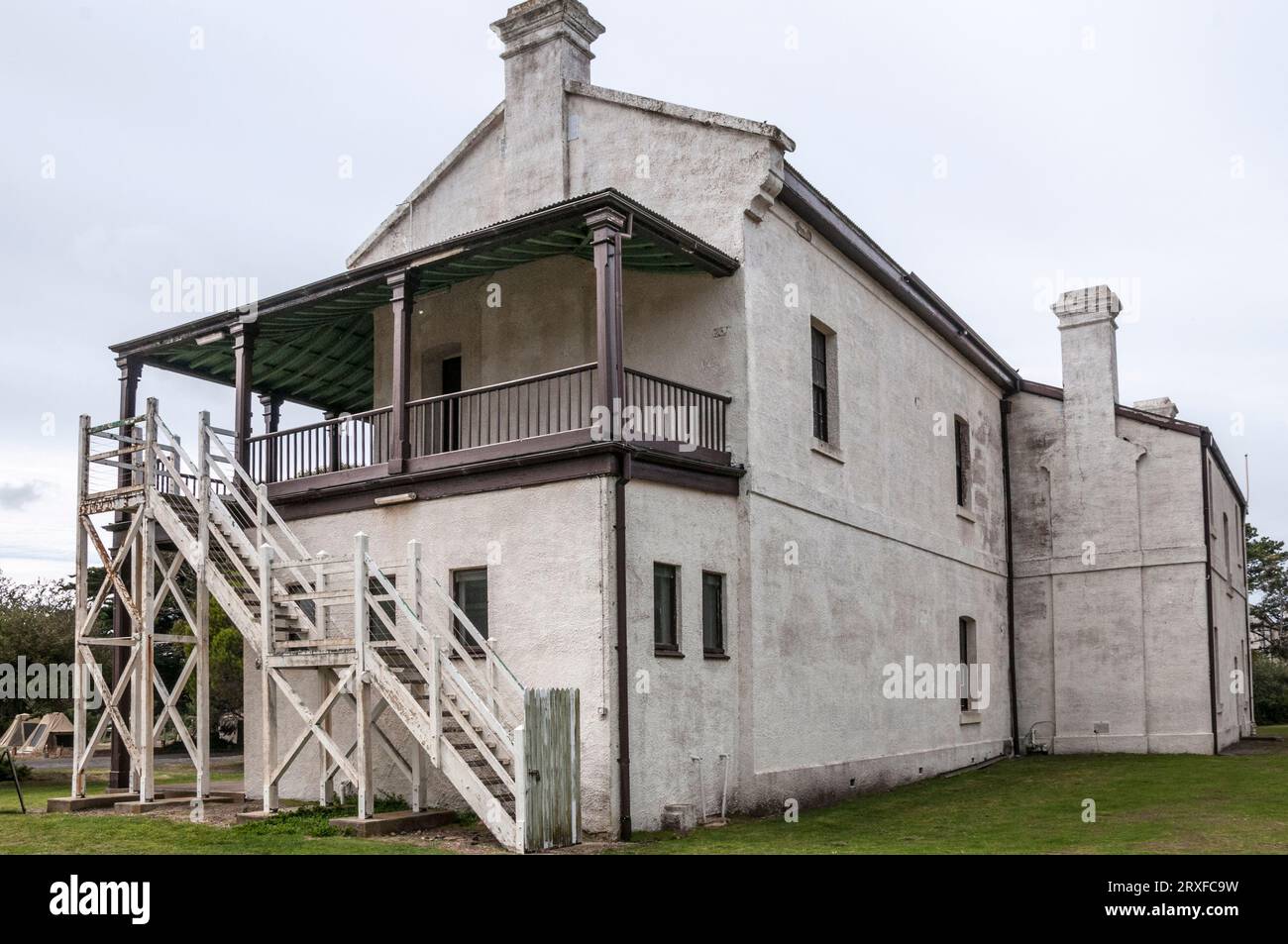 Cinque edifici ospedalieri furono eretti dal 1858 in poi presso la stazione di quarantena di Portsea presso il Point Nepean National Park, Victoria, Australia Foto Stock