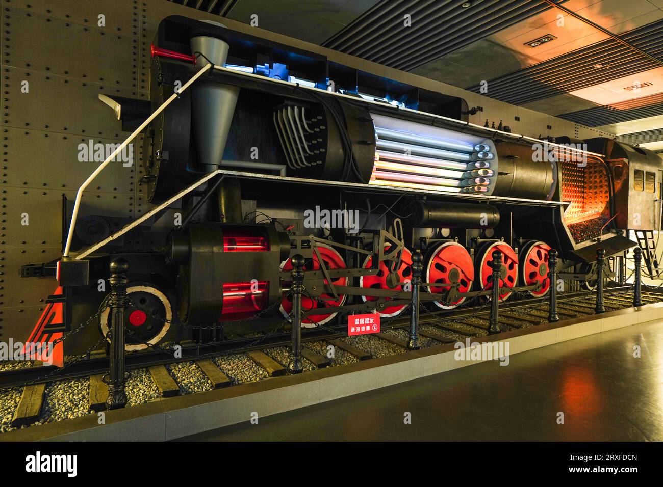 Pechino Cina, 21 febbraio 2023: Modello di locomotiva a vapore dei musei ferroviari cinesi a Pechino. Foto Stock