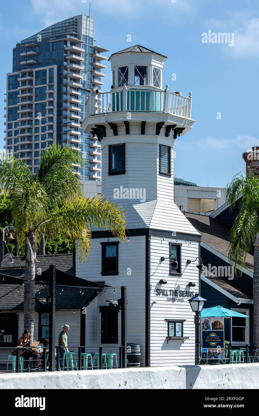 Fai un salto al bar Beans nel faro di Seaport Village, Embarcadero Foto Stock