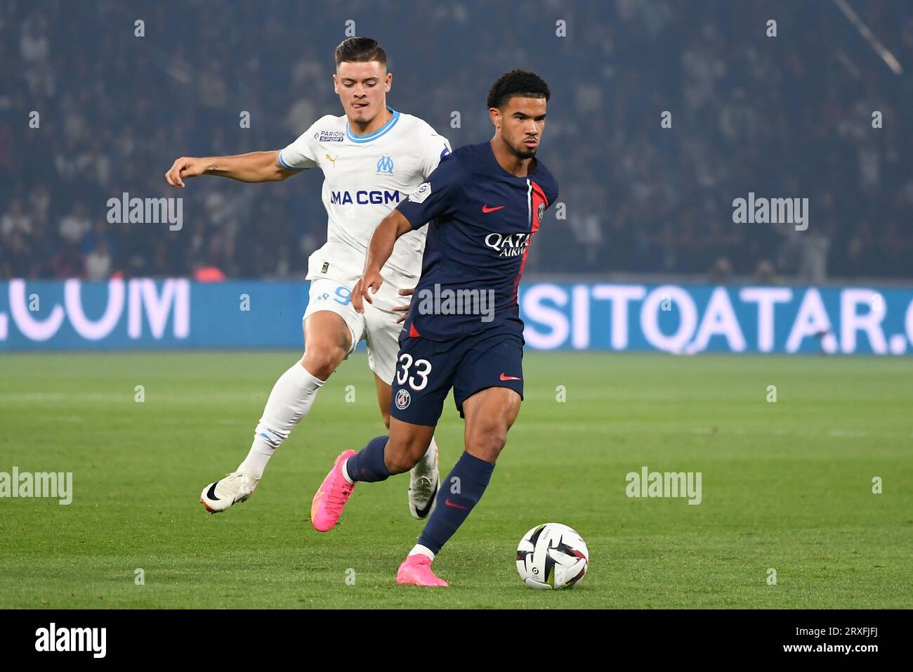 Julien Mattia / le Pictorium - PSG - Marsiglia - 24/09/2023 - Francia / Ile-de-France (regione) / Parigi - Warren Zaire-Emery durante la Ligue 1 Ubereats Classico tra PSG e Olympique de Marseille al Parc des Princes il 24 settembre 2023. Foto Stock