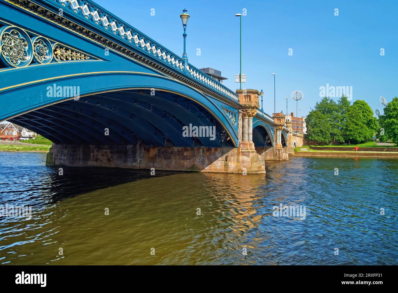 Regno Unito, Nottingham, Trent Bridge e River Trent Foto Stock