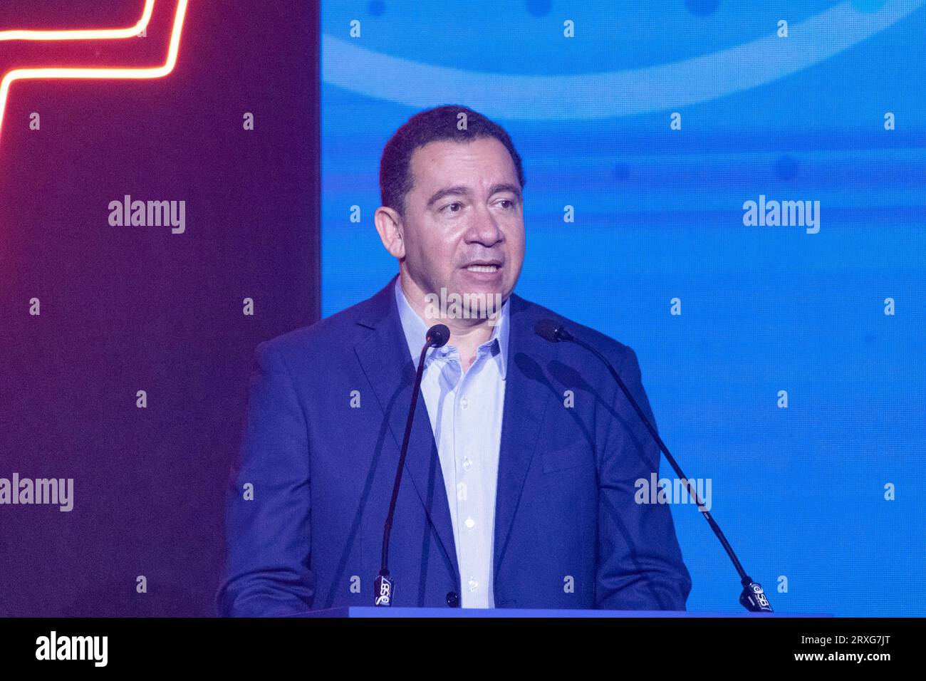 Rio De Janeiro, Brasile. 25 settembre 2023. Diogo Oliveira, presidente di CNseg, ha partecipato all'apertura di FIDES Rio 2023. Crediti: Carlos Elias Junior/FotoArena/Alamy Live News Foto Stock