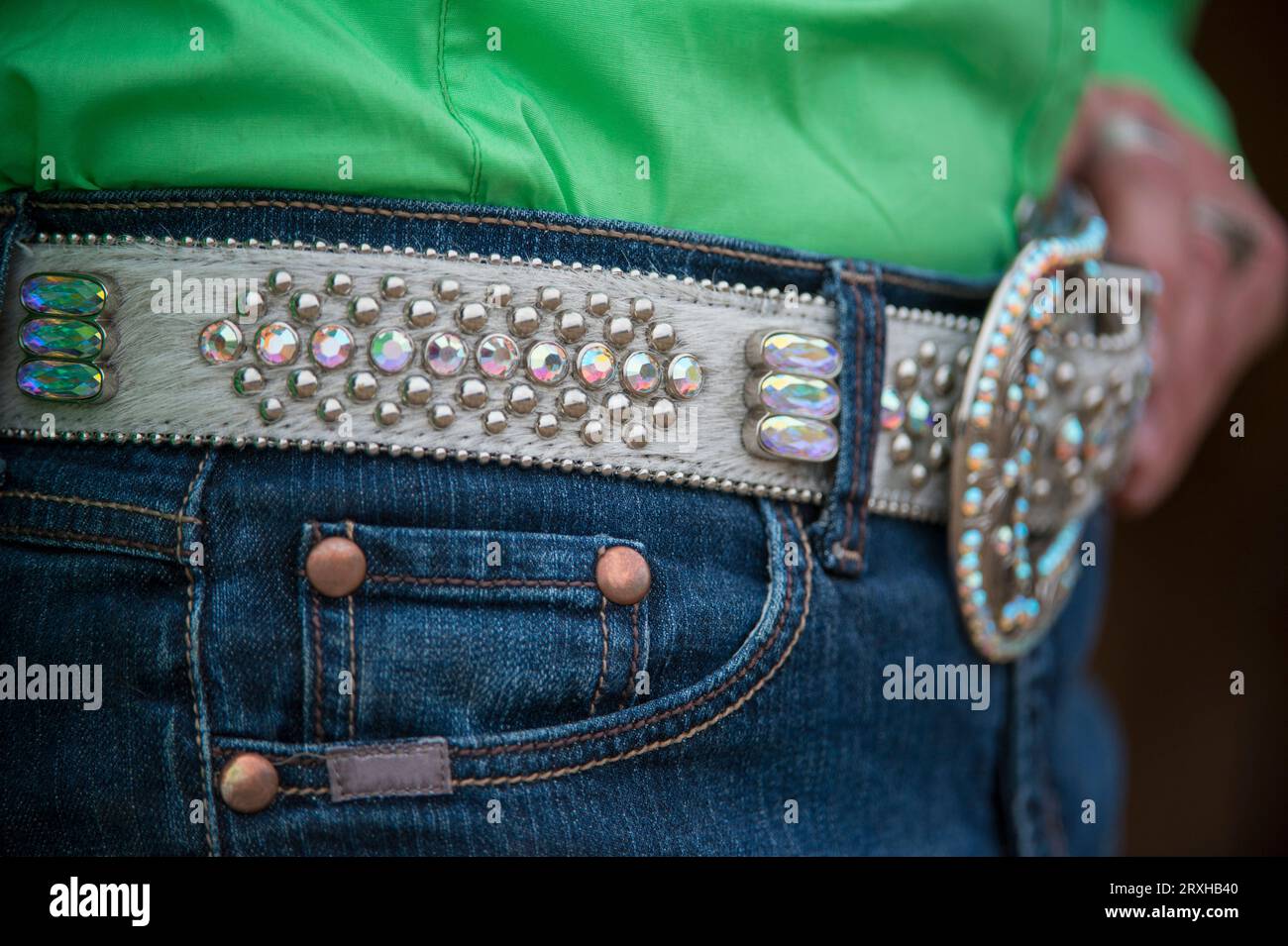 Dettaglio della cintura di una regina del rodeo; Burwell, Nebraska, Stati Uniti d'America Foto Stock