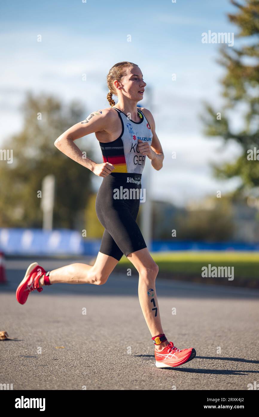 Annika Koch partecipa a Pontevedra nel World Triathlon Championship Series 2023. Foto Stock