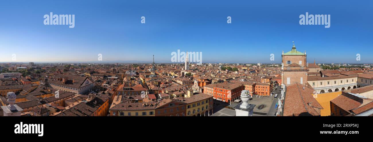 Vista panoramica della città di Modena, Emilia Romagna, Italia, città turistica UNESCO, Europa Foto Stock