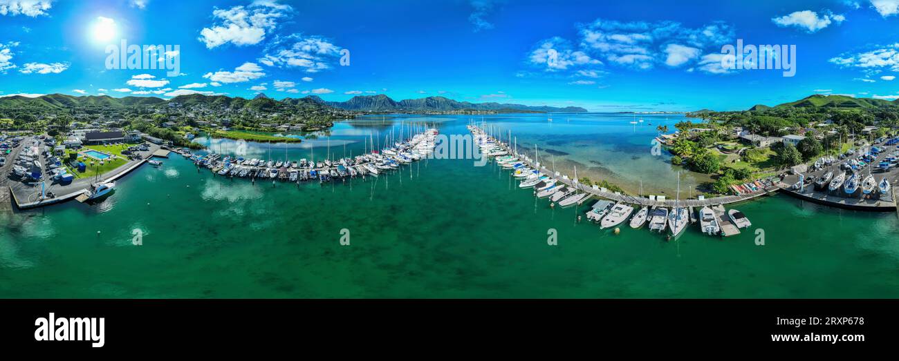 Vista droni del Kaneohe Yacht Club, Kaneohe, Hawaii, USA Foto Stock