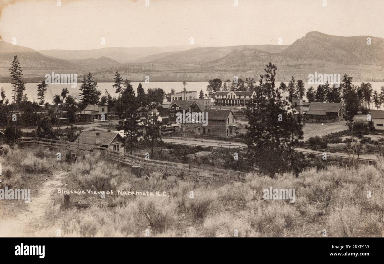 BirdsEye di Naramata, British Columbia Canada, circa 1912 cartoline. fotografo non identificato Foto Stock