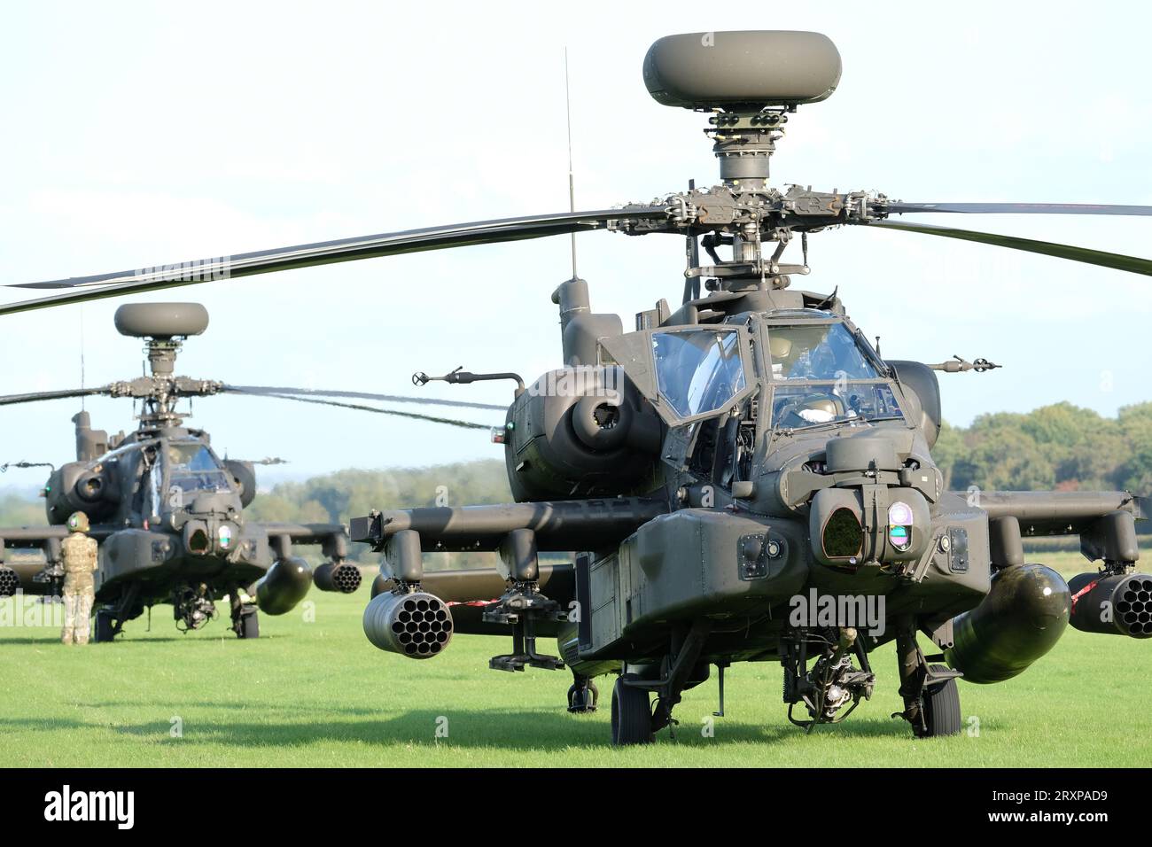 Army Air Corp AH-64 Apache AH1 elicottero da attacco sul campo di battaglia con base a Wattisham Suffolk Regno Unito visto in dispiegamento nel settembre 2023 Foto Stock