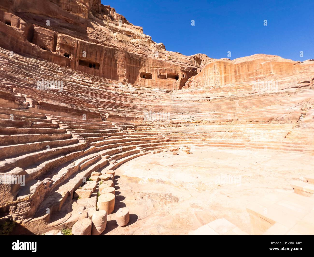 Il teatro, il parco archeologico di Petra, patrimonio dell'umanità dell'UNESCO, una delle nuove sette meraviglie del mondo, Petra, Giordania, Medio Oriente Foto Stock