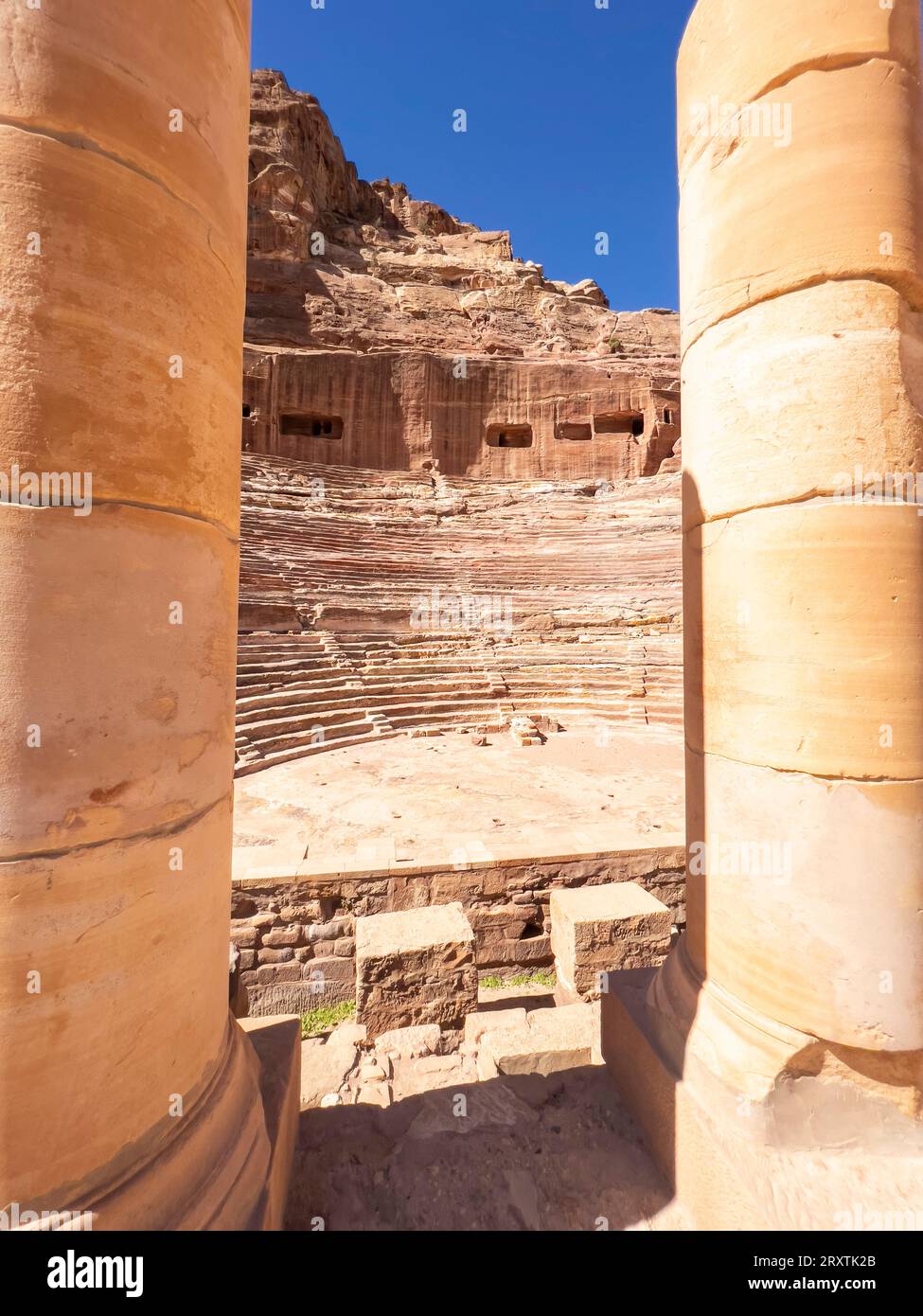 Il teatro, il parco archeologico di Petra, patrimonio dell'umanità dell'UNESCO, una delle nuove sette meraviglie del mondo, Petra, Giordania, Medio Oriente Foto Stock
