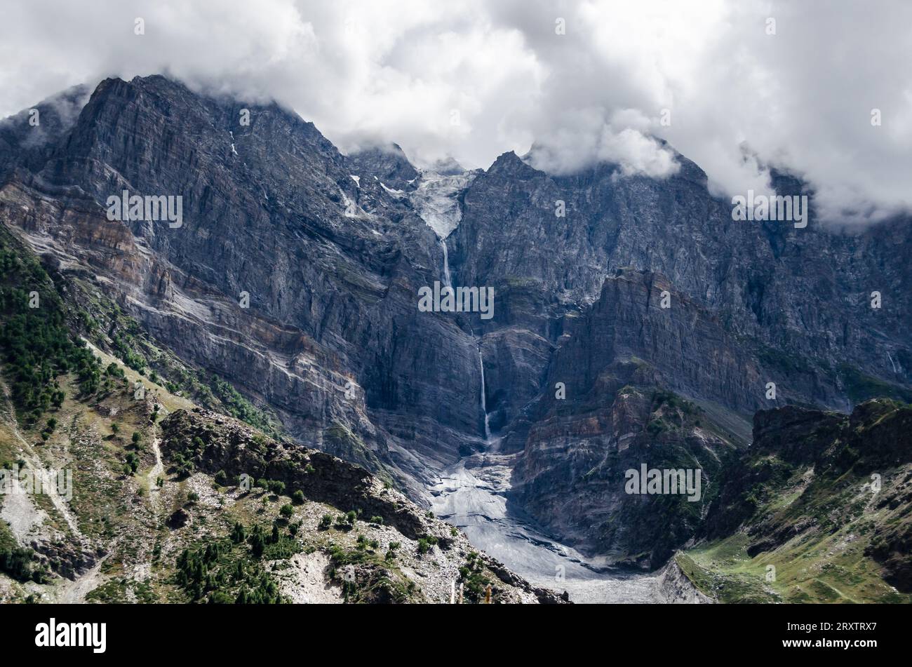 Le alte montagne del Kashmir Foto Stock