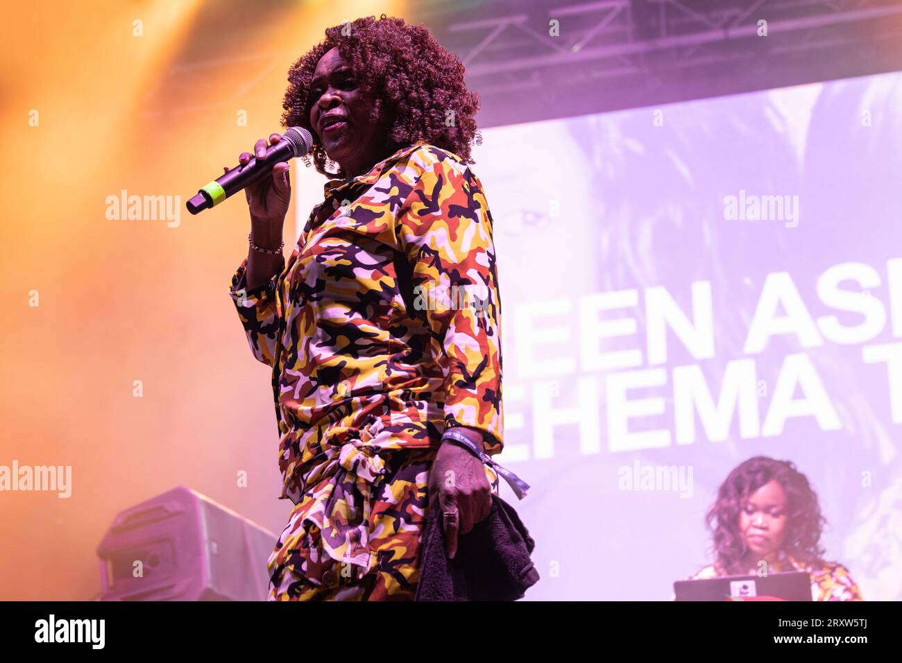 Barcellona, Spagna. 2023.09.24. Rehema Tajiir & Queen Asher si esibiscono sul palco durante la Mercè alla Rambla del Raval. Foto Stock