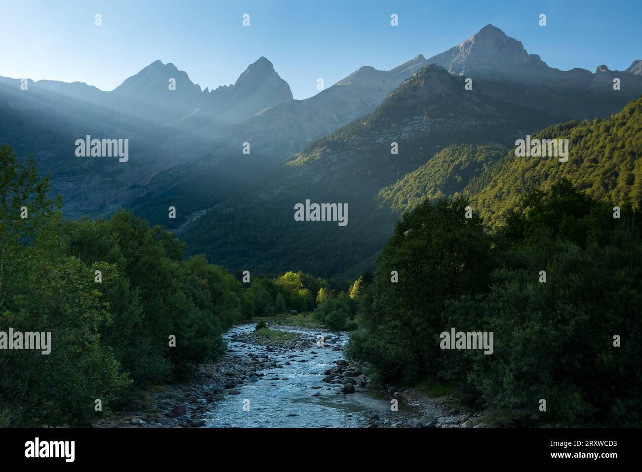 Splendida vista dalla valle di Pineta, Spagna Foto Stock