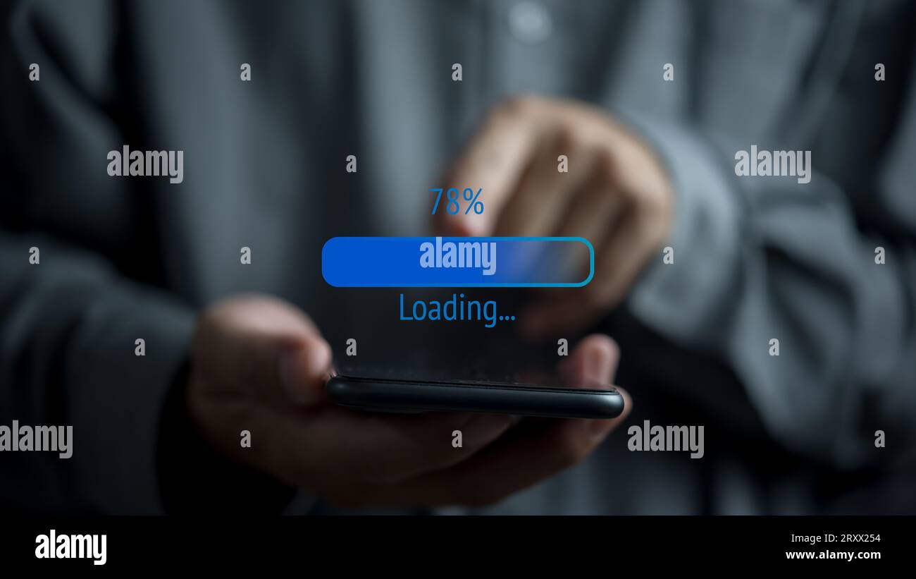 Icona dei dati caricamento online software applicazione di sistema concetto di schermo virtuale per smartphone mobile mobile comunicazione digitale. Foto Stock