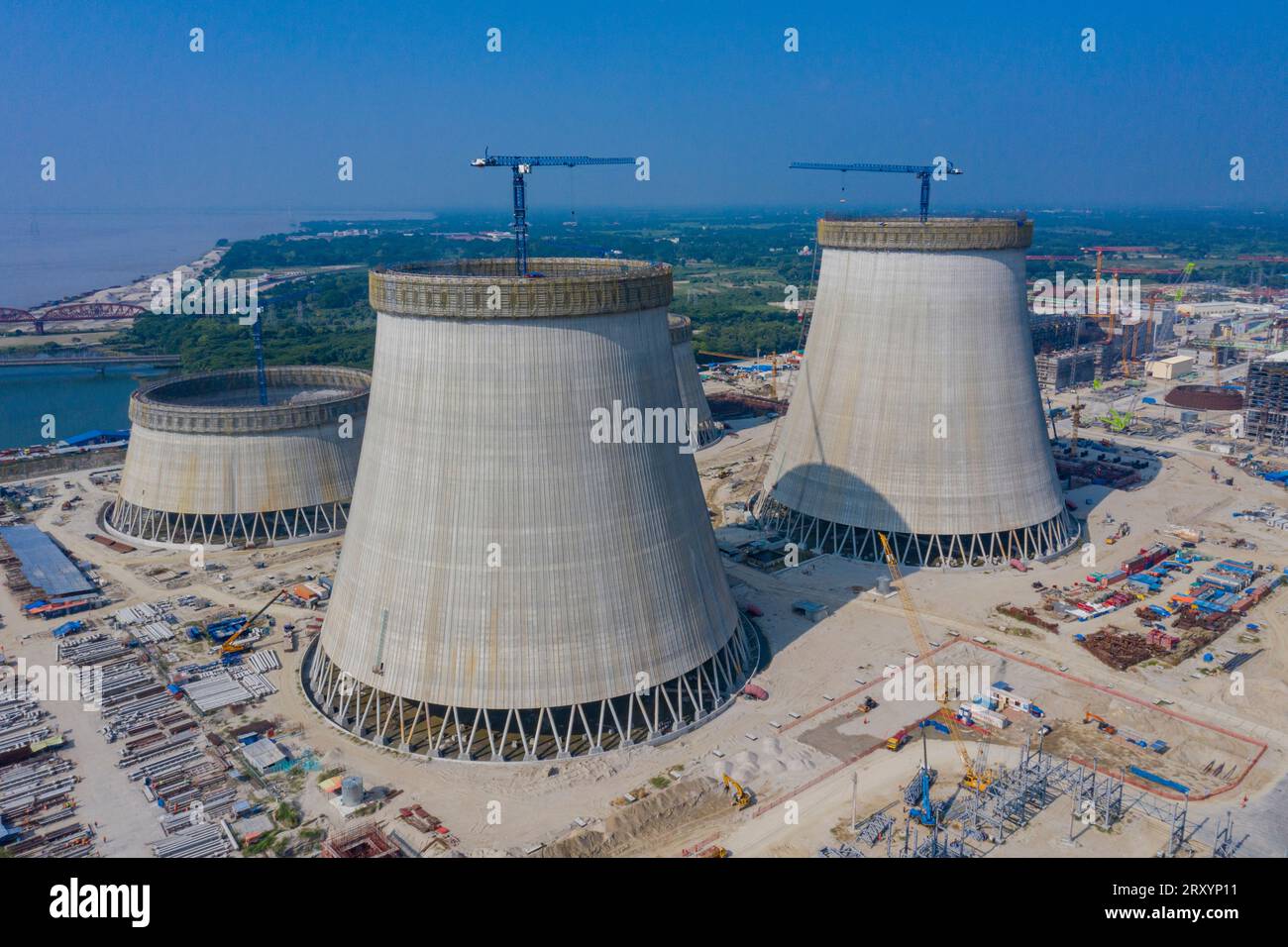 Costruzione della centrale nucleare di Rooppur, una centrale nucleare da 2,4 GWe in Bangladesh. La centrale nucleare è in costruzione a Rooppur Foto Stock