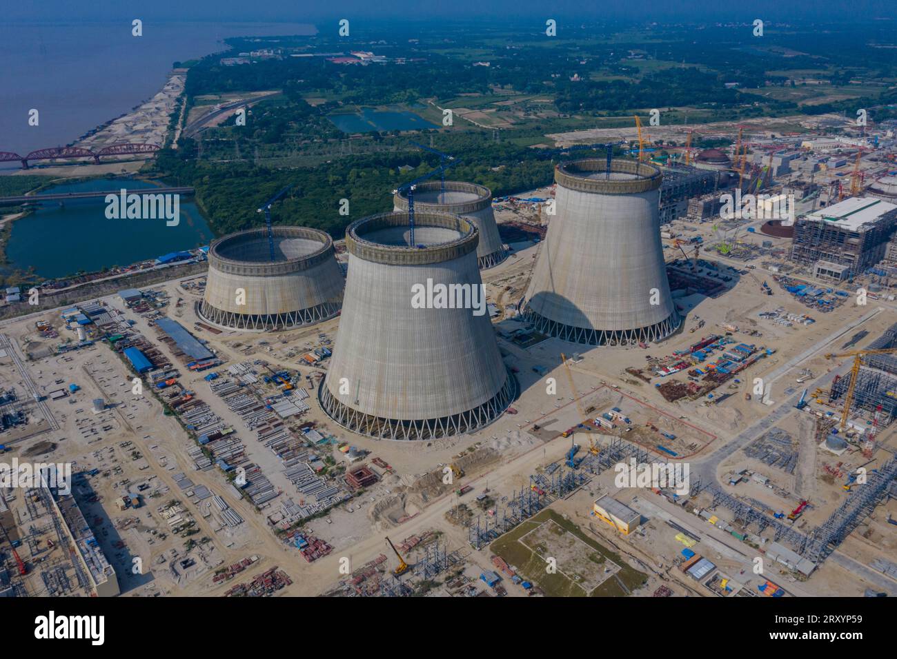 Costruzione della centrale nucleare di Rooppur, una centrale nucleare da 2,4 GWe in Bangladesh. La centrale nucleare è in costruzione a Rooppur Foto Stock