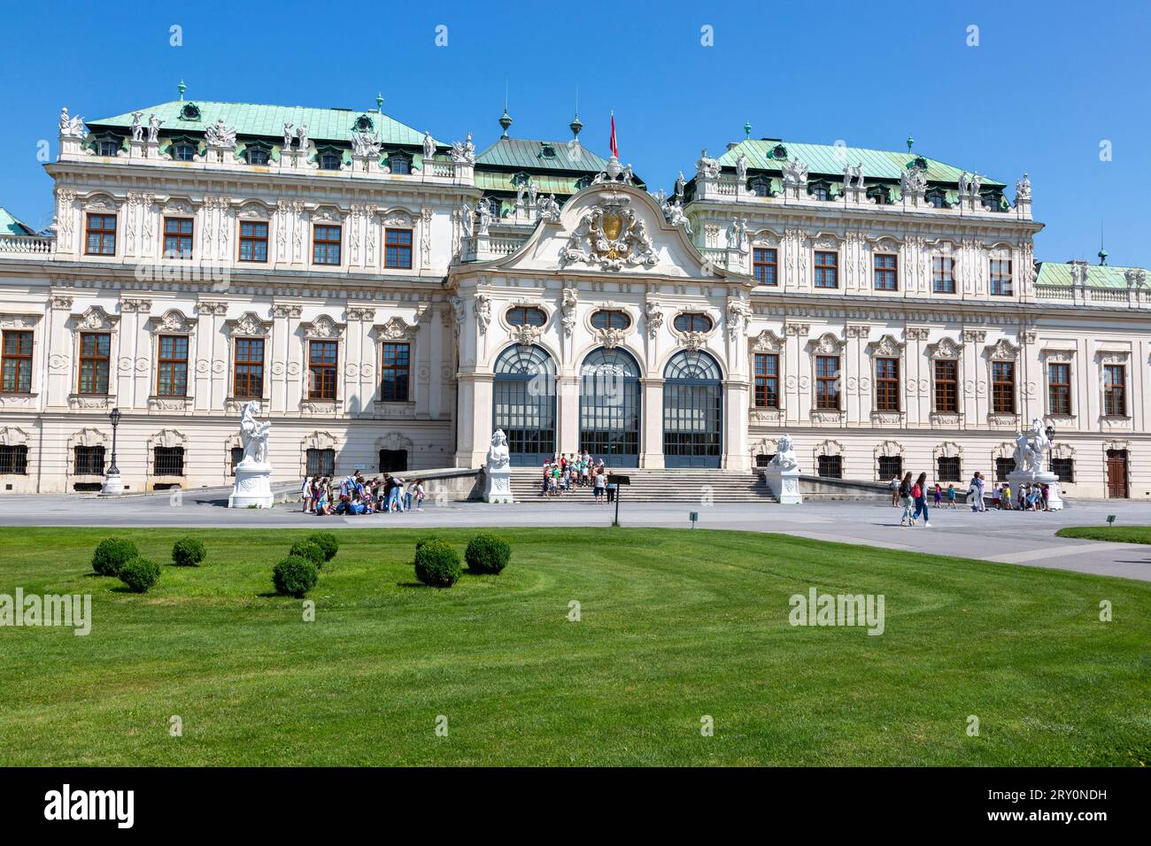 Vienna, Austria - 15 giugno 2023: L'edificio del Belvedere superiore è un complesso storico di edifici a Vienna. Foto Stock