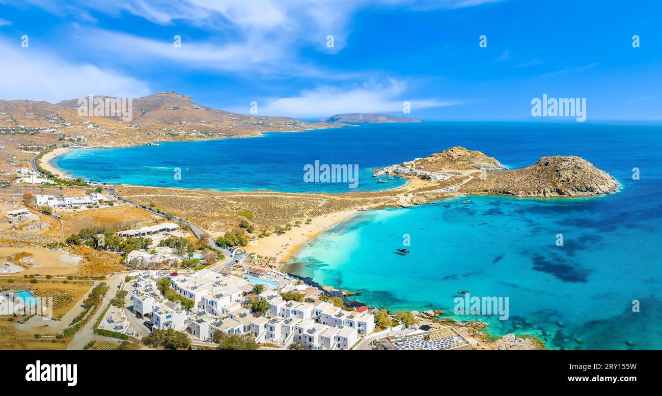 Paesaggio con la costa dell'isola di Mykonos, Grecia Cicladi Foto Stock