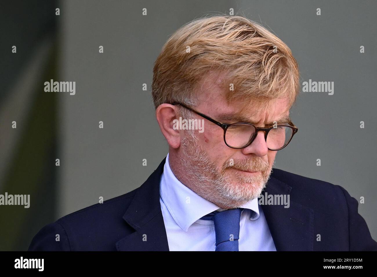 Julien Mattia / le Pictorium - al termine della riunione del Consiglio dei ministri del 27 settembre 2023. - 27/09/2023 - Francia / Ile-de-France (regione) / Parigi - il ministro dell'Agricoltura e della sovranità alimentare Marc Fesneau, in uscita dal Consiglio dei ministri, all'Elysee, 27 settembre 2023 credito: LE PICTORIUM/Alamy Live News Foto Stock