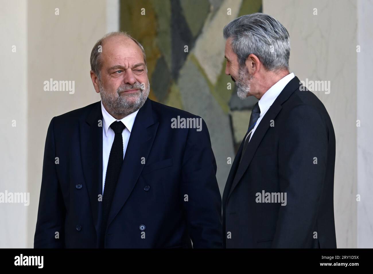 Julien Mattia / le Pictorium - al termine della riunione del Consiglio dei ministri del 27 settembre 2023. - 27/09/2023 - Francia / Ile-de-France (regione) / Parigi - il Ministro della giustizia Eric dupond-Moretti uscente dal Consiglio dei ministri, all'Elysee, 27 settembre 2023 crediti: LE PICTORIUM/Alamy Live News Foto Stock