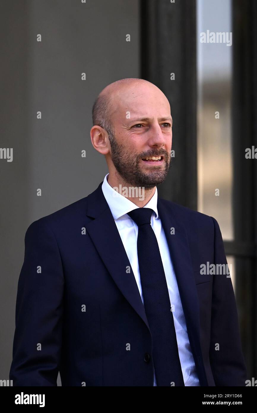 Julien Mattia / le Pictorium - al termine della riunione del Consiglio dei ministri del 27 settembre 2023. - 27/09/2023 - Francia / Ile-de-France (regione) / Parigi - Stanislas Guerini, Ministro della trasformazione e della funzione pubblica, in uscita dal Consiglio dei ministri, all'Elysee, 27 settembre 2023 credito: LE PICTORIUM/Alamy Live News Foto Stock