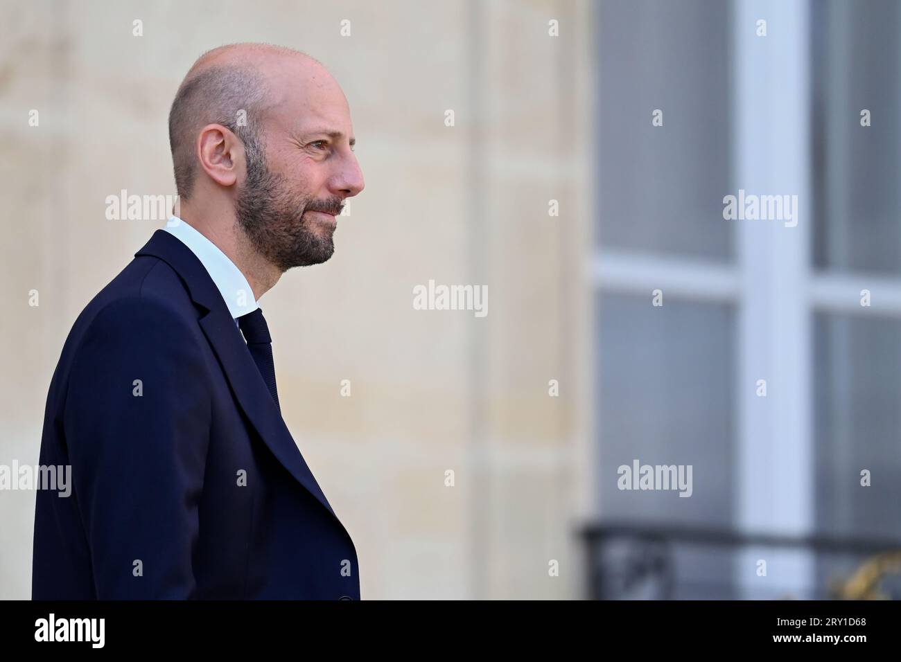 Julien Mattia / le Pictorium - al termine della riunione del Consiglio dei ministri del 27 settembre 2023. - 27/09/2023 - Francia / Ile-de-France (regione) / Parigi - Stanislas Guerini, Ministro della trasformazione e della funzione pubblica, in uscita dal Consiglio dei ministri, all'Elysee, 27 settembre 2023 credito: LE PICTORIUM/Alamy Live News Foto Stock