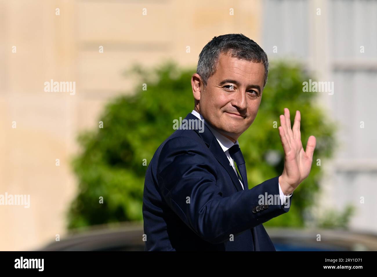 Julien Mattia / le Pictorium - al termine della riunione del Consiglio dei ministri del 27 settembre 2023. - 27/09/2023 - Francia / Ile-de-France (regione) / Parigi - il ministro dell'interno e d'oltremare della Francia, Gerald Darmanin, in uscita dal Consiglio dei ministri, all'Elysee, 27 settembre 2023 credito: LE PICTORIUM/Alamy Live News Foto Stock