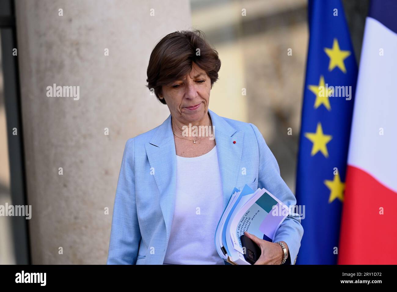 Julien Mattia / le Pictorium - al termine della riunione del Consiglio dei ministri del 27 settembre 2023. - 27/09/2023 - Francia / Ile-de-France (regione) / Parigi - il ministro dell'Europa e degli affari esteri, Catherine colonna, in partenza dal Consiglio dei ministri, all'Elysee, 27 settembre 2023 crediti: LE PICTORIUM/Alamy Live News Foto Stock