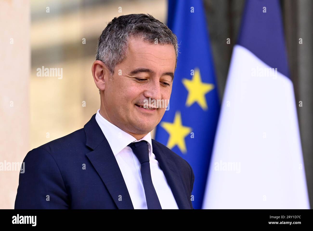 Julien Mattia / le Pictorium - al termine della riunione del Consiglio dei ministri del 27 settembre 2023. - 27/09/2023 - Francia / Ile-de-France (regione) / Parigi - il ministro dell'interno e d'oltremare della Francia, Gerald Darmanin, in uscita dal Consiglio dei ministri, all'Elysee, 27 settembre 2023 credito: LE PICTORIUM/Alamy Live News Foto Stock