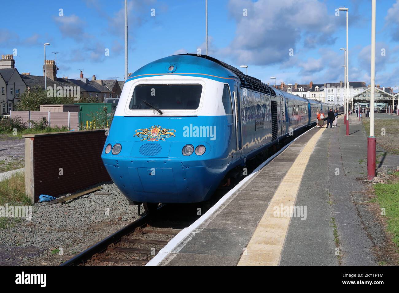 Il treno ad alta velocità Midland Pullman alla stazione di Llandudno nel Galles del Nord è arrivato con un tour ferroviario da Plymouth. Foto Stock