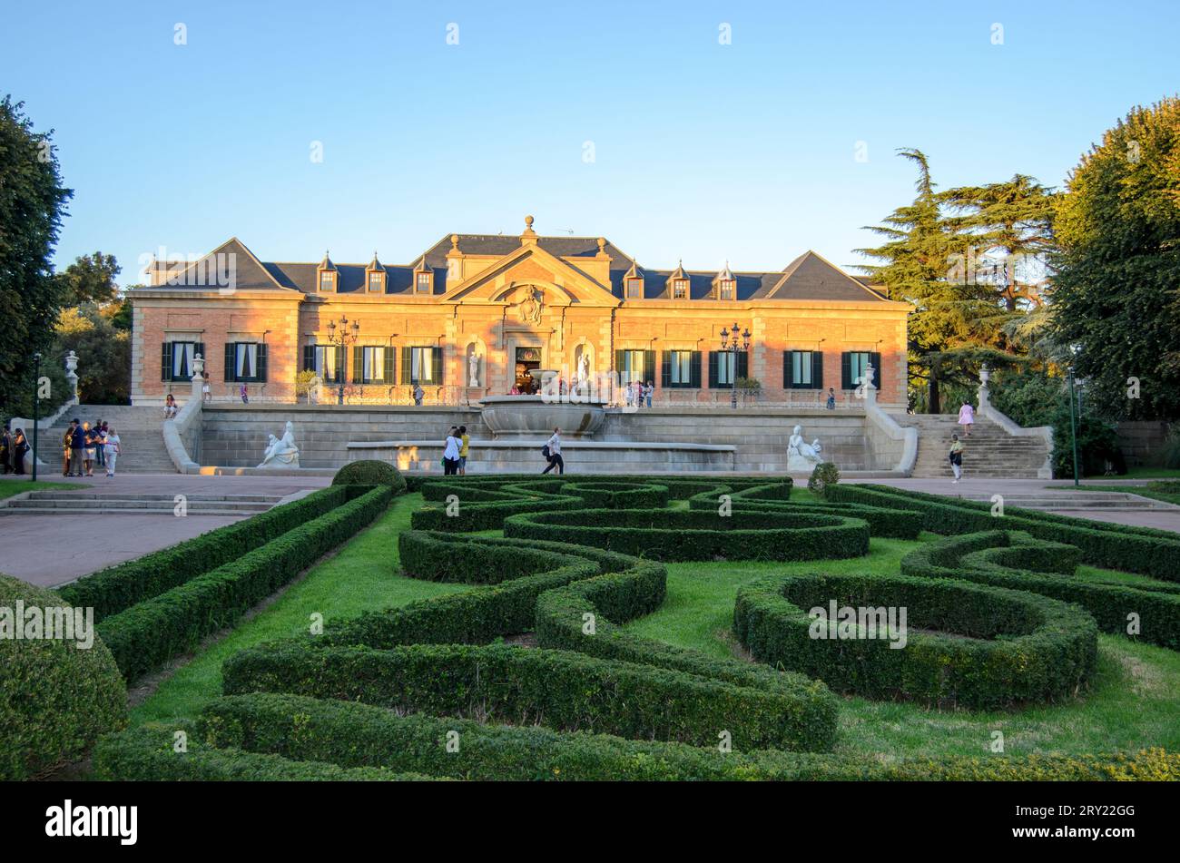 Albénz Palace y juan maragall Gardens barcellona Foto Stock