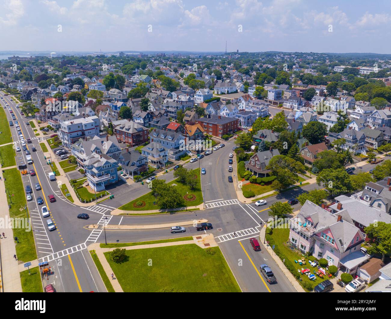 Vista aerea dell'area residenziale di Lynn presso Lynn Shore Drive vicino a King's Beach nella città di Lynn e la città di Swampscott nella contea di Essex, Massachusetts, ma, USA. Foto Stock