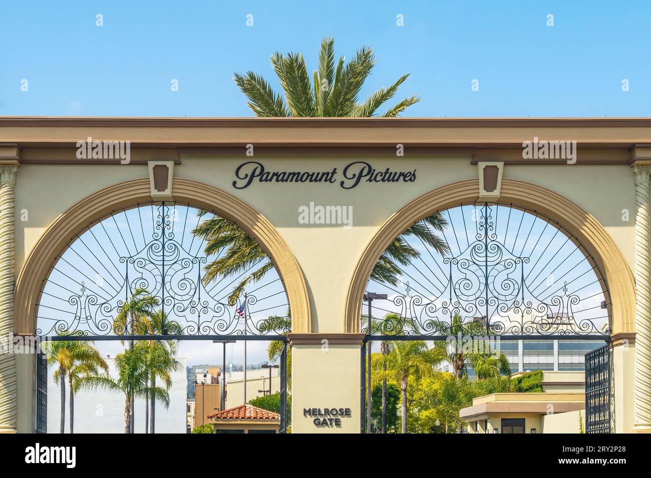 Studio cinematografico della Paramount Pictures a Hollywood, Los Angeles, Stati Uniti. Ingresso di Melrose Gate. Foto Stock