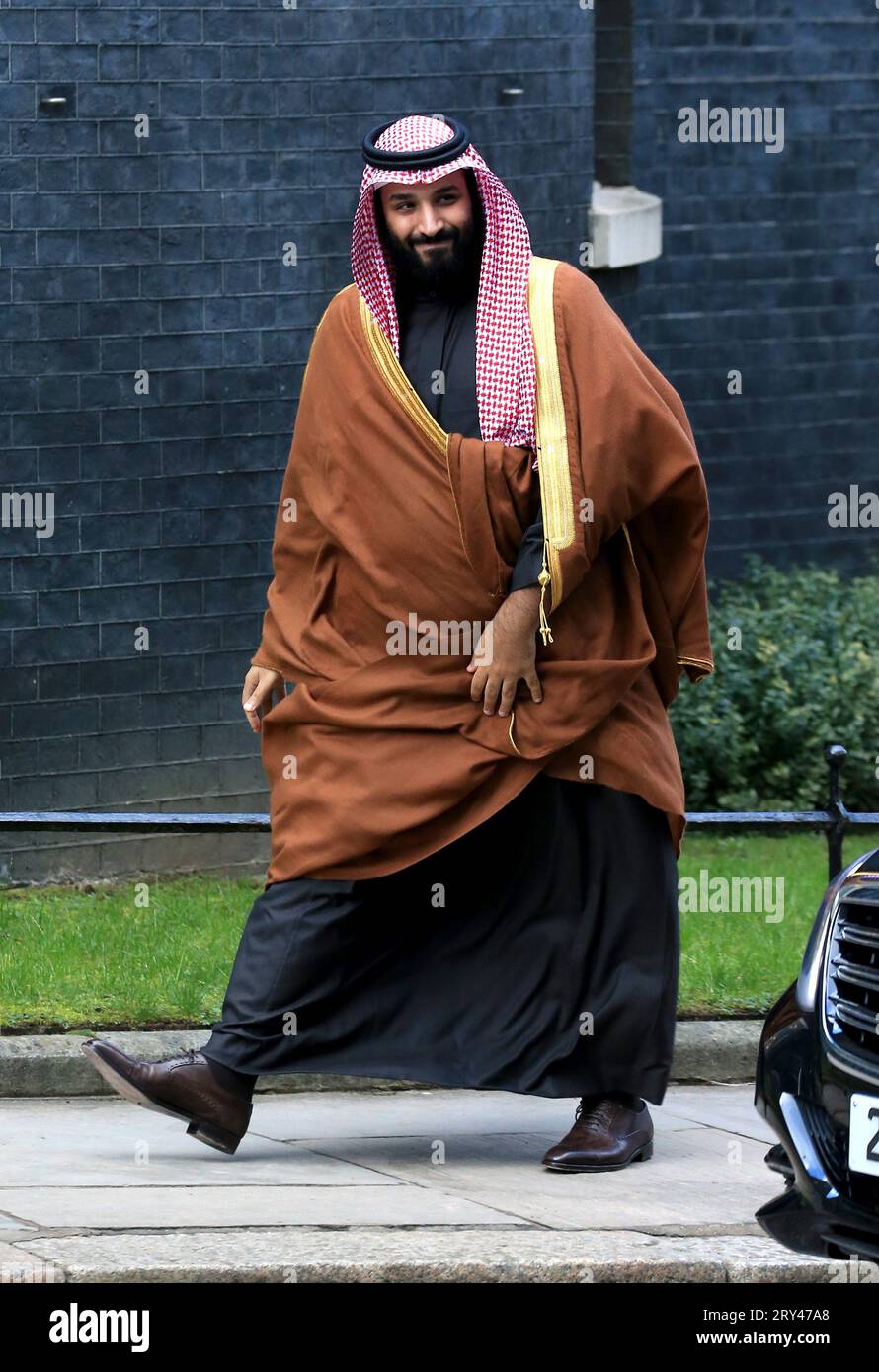 Londra, Regno Unito. 7 marzo 2018. Il principe ereditario saudita Mohammed bin Salman arriva al numero 10 di Downing Street a Londra. (Immagine di credito: © Fred Duval/SOPA Images via ZUMA Press Wire) SOLO PER USO EDITORIALE! Non per USO commerciale! Foto Stock