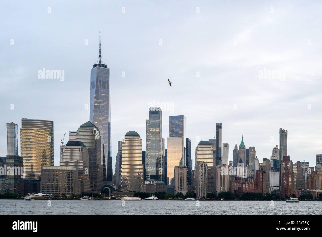 New York, USA, 28 settembre 2023 - Vista dello skyline di Lower Manhattan da Hoboken, New Jersey. Credito: Enrique Shore/Alamy Stock Photos Foto Stock