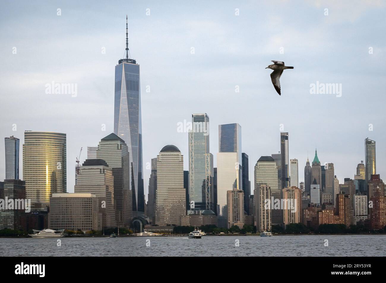 New York, USA, 28 settembre 2023 - Vista dello skyline di Lower Manhattan da Hoboken, New Jersey. Credito: Enrique Shore/Alamy Stock Photos Foto Stock
