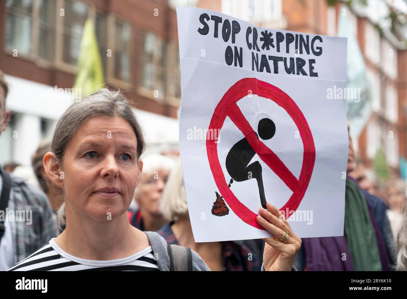 Ripristina la natura ora. Protesta fuori dalla DEFRA il 28 settembre 2023 Foto Stock