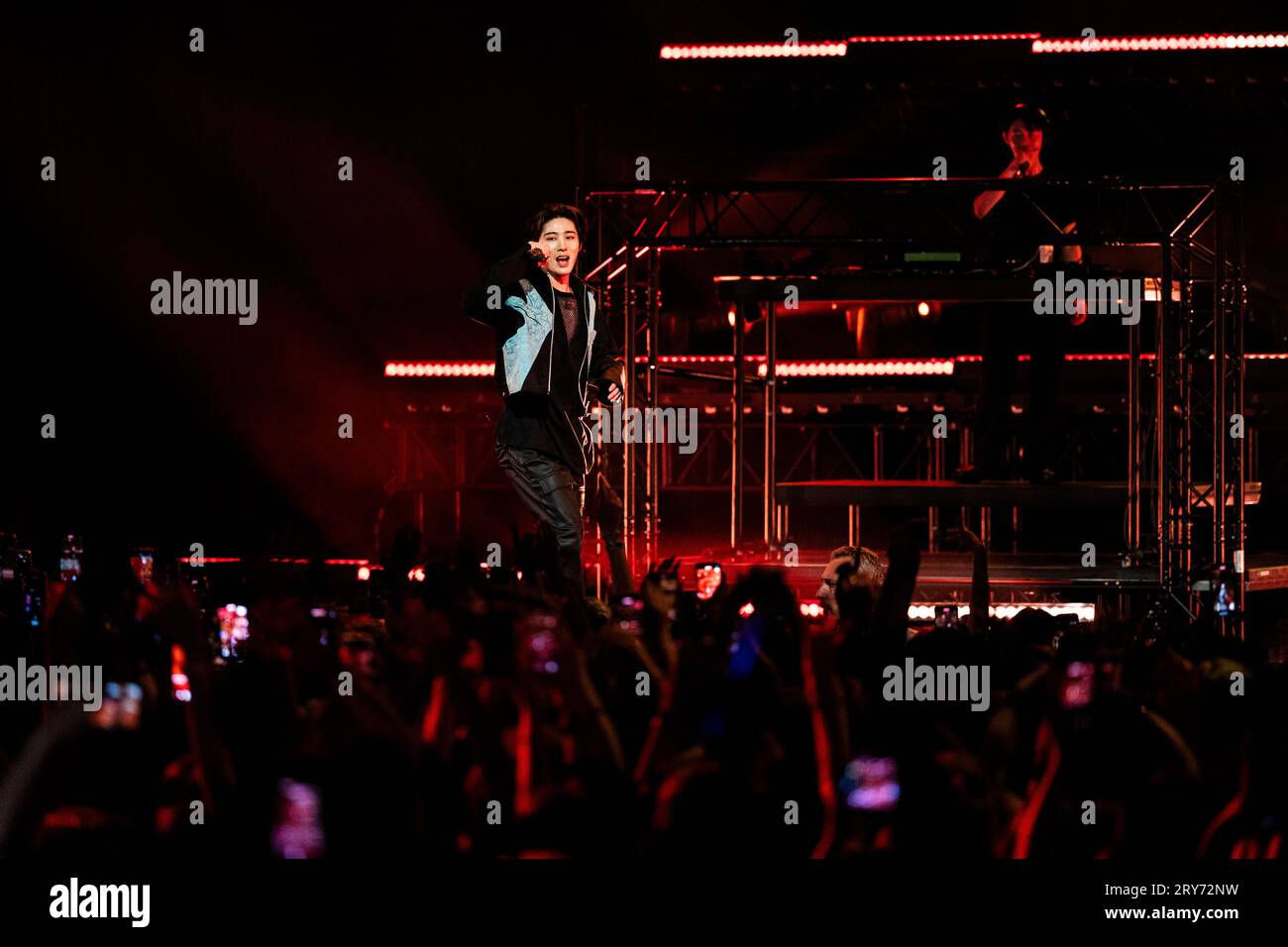 Italia 28 settembre 2023 B.I - Tour del rapper k-pop Kim Han-bin Love or Die Europe - Live al club Alcatraz di Milano © Andrea Ripamonti / Alamy Foto Stock